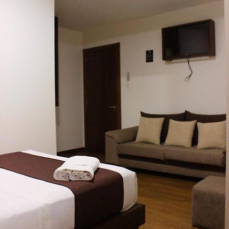 Hostal Camil Loja Bagian luar foto