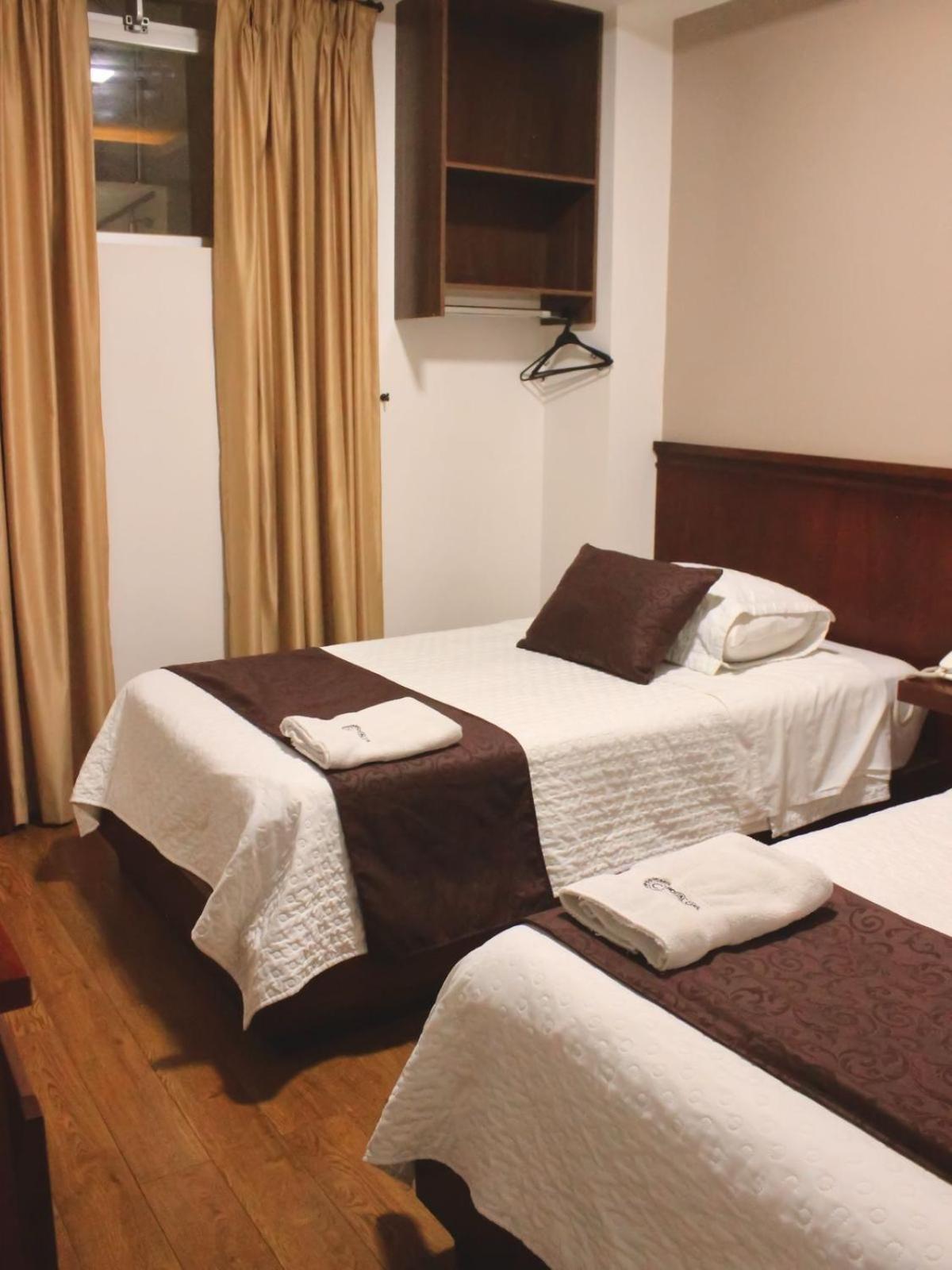 Hostal Camil Loja Ruang foto